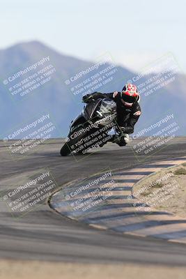 media/Nov-16-2025-Race Pace (Sun) [[8c5fa54630]]/Verified Riders/8-Turn 12 (120pm)/